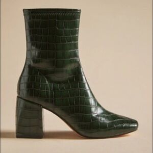 SILENT D CARINA HEELED ANKLE BOOTS Size 10